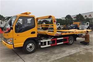 乾县哪里有拖车服务