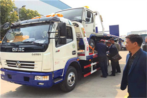 乾县汽车道路救援拖车价格